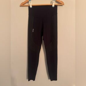 FANKA Compression Lift n’ Curve Leggings Black –Size M